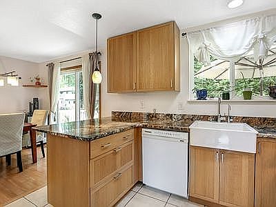 5th image of 10612 161st Ave NE