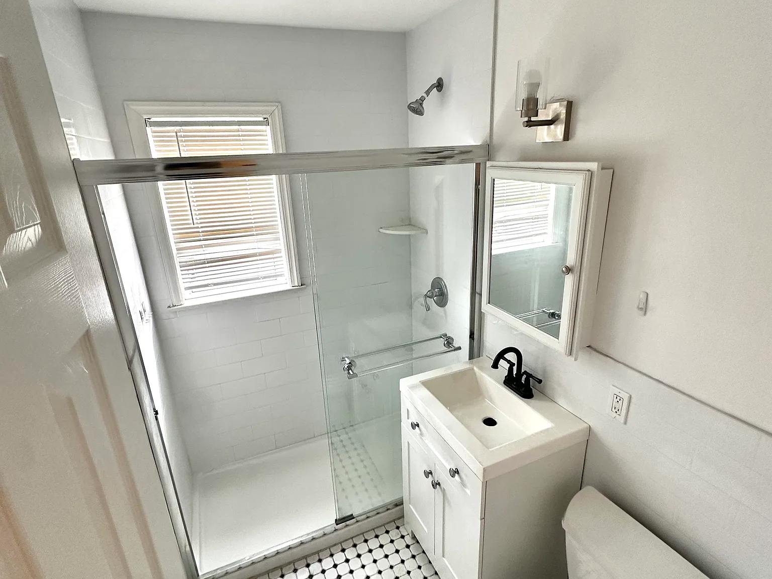 1 bed, $1,675 — Photo 3