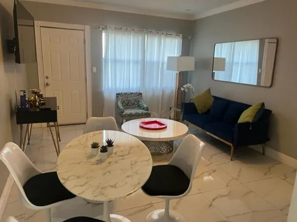 420 NE 74th St APT 2, Miami, FL 33138