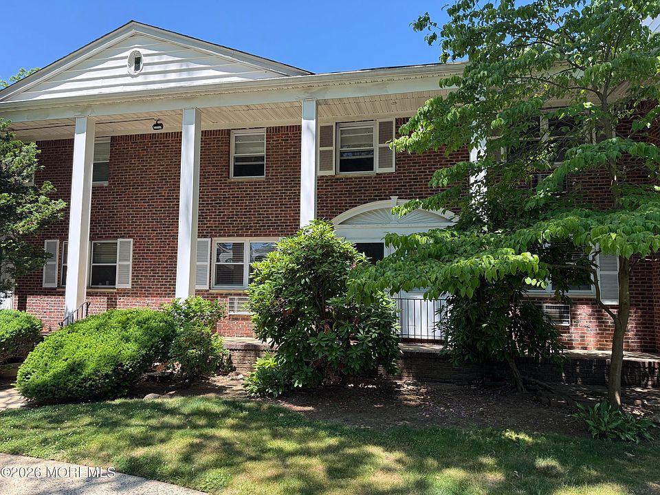 1st image of 22 Manor Drive #205