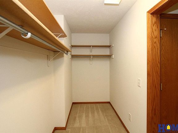 5th image of 7520 Phares Dr