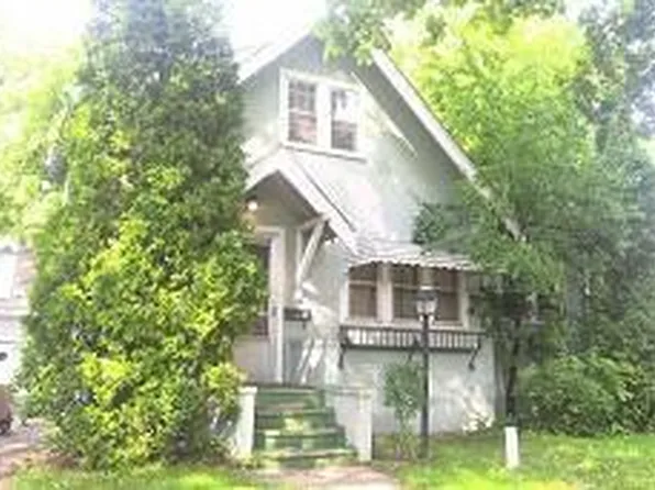 121 E Summit Ave, Fergus Falls, MN 56537