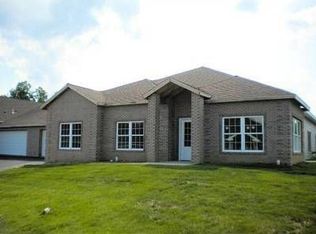 1105 Seminole Cir, Beaver Falls, PA 15010