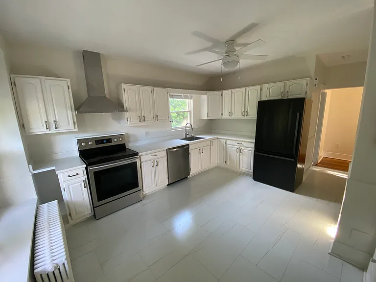 17 Linden Pl #2 — Photo 14