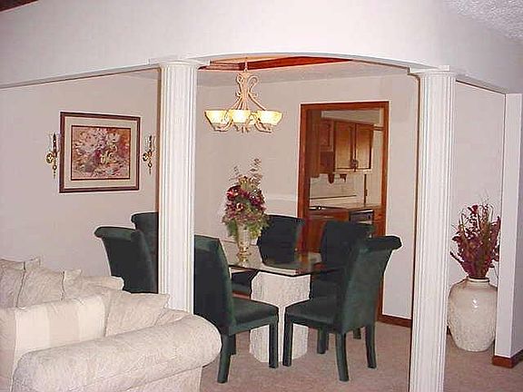 4th image of 4963 E Hillcrest Ct