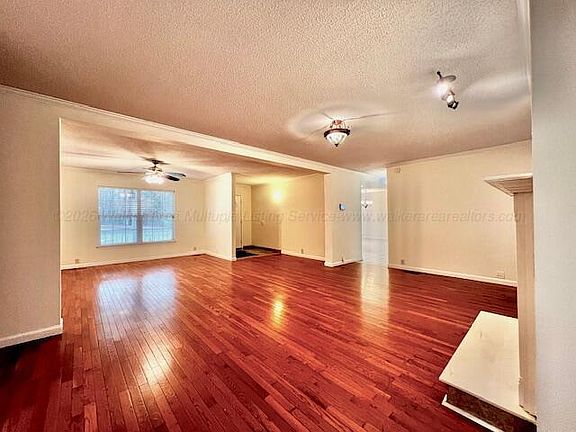 3rd image of 1232 Kilgore Rd