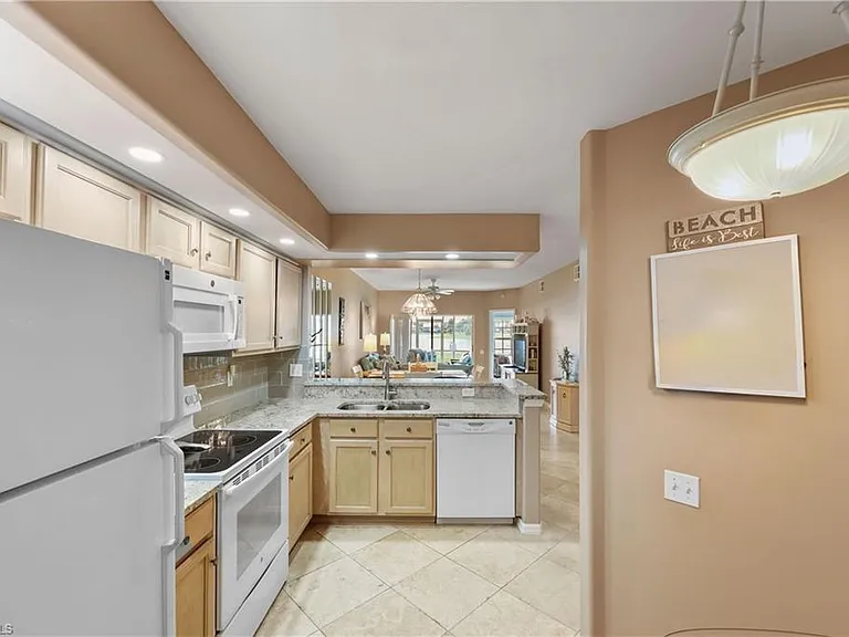 28064 Cavendish Ct #2404 — Photo 3