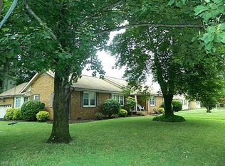 616 Rosaer Ln, Virginia Beach, VA 23464
