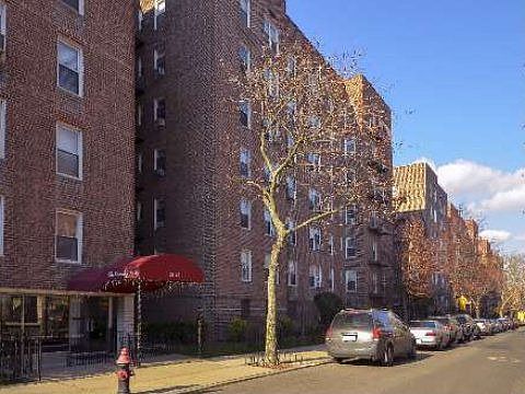 1st image of 3344 93rd St APT 6X