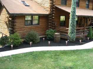 807 Beaver Rd, Greensburg, PA 15601