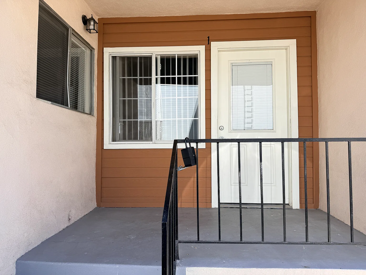 3055 Foothill Blvd — Photo 3