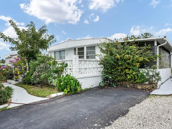 3150 Royal Palm Court, Dania Beach, FL 33312