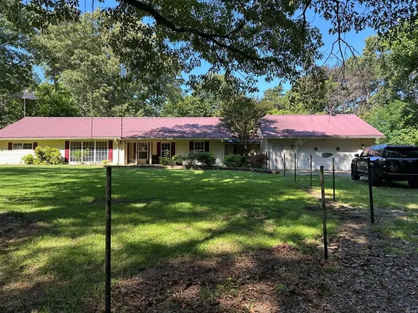 93 Black Oak Rd, Laceys Spring, AL 35754