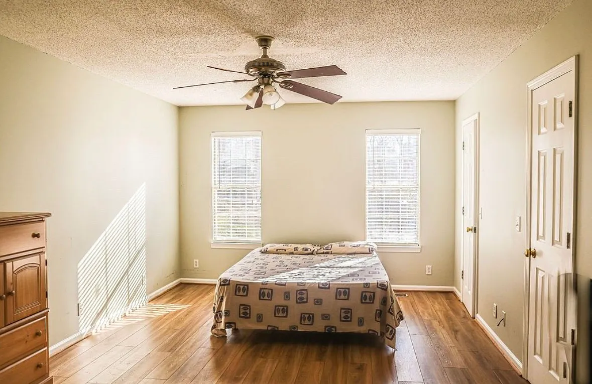 3 bed, 1392 sqft, $1,750 — Photo 4