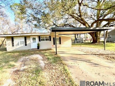 2330 S Woodcrest Ave, Denham Springs, LA, 70726