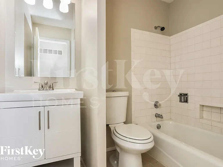 13235 Delft Dr — Photo 12