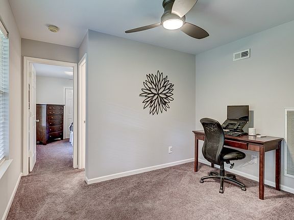 5th image of 5893 Woodlands Ave