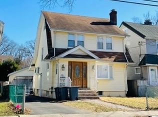 841 Ester Ave, Teaneck, NJ 07666