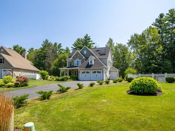 144 Boxwood Lane, Dover, NH 03820