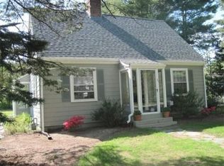 35 Oakland St, Medway, MA 02053