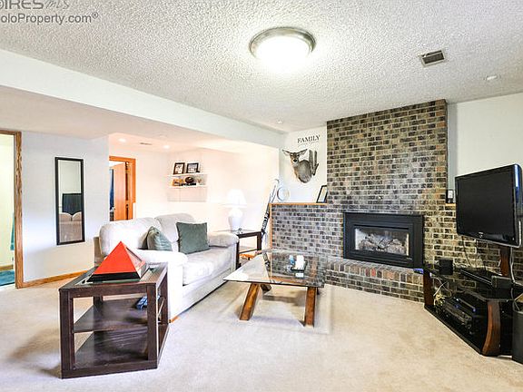 Lower level family room and FP