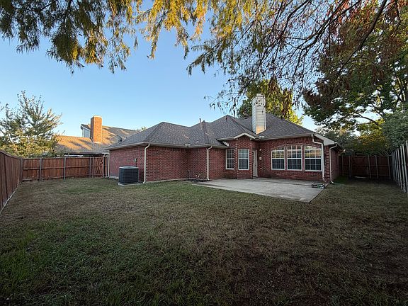 4th image of 337 Sycamore Dr