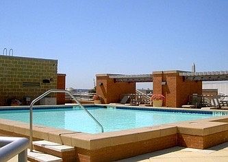 Roof top pool
