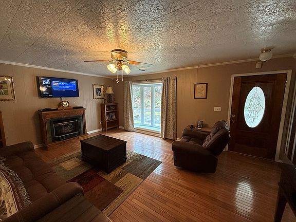 4th image of 2486 Little Prater Rd