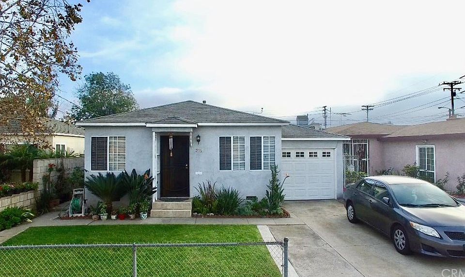1st image of 4586 W 142nd St