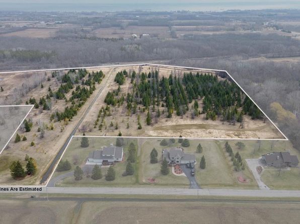  SWISS ROAD, Oshkosh, WI 54902