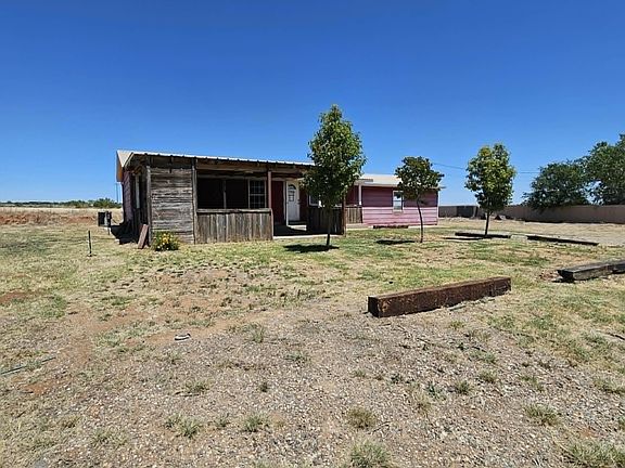 3rd image of 4063 Quay Rd