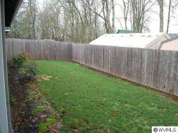 Fenced Yard