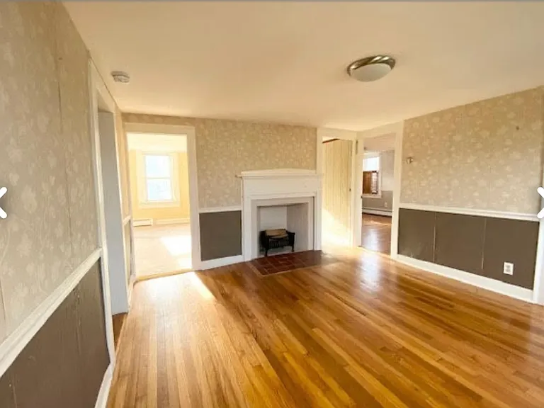 27 Oliver St #2 — Photo 6