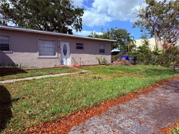 6023 Flagler St, Hollywood, FL 33023