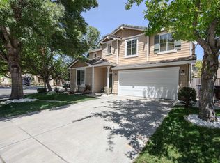 555 Centre Court Dr, Tracy, CA 95376