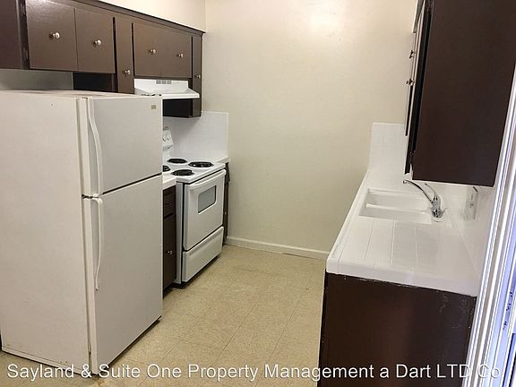 2nd image of 1425 N 9th St APT 202