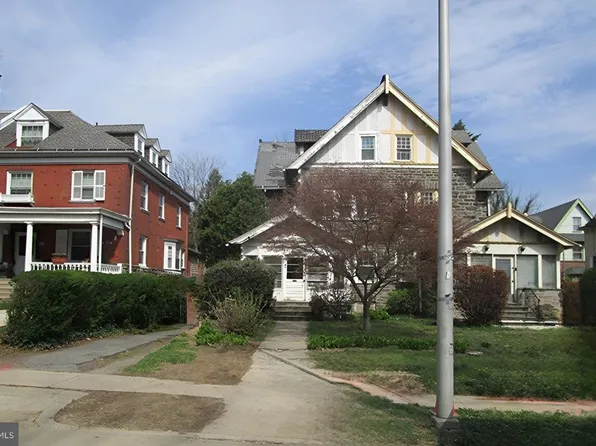 6307 Sherwood Rd, Philadelphia, PA 19151