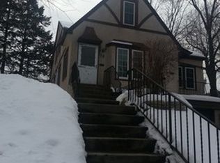 18 Belvidere St W, Saint Paul, MN 55107