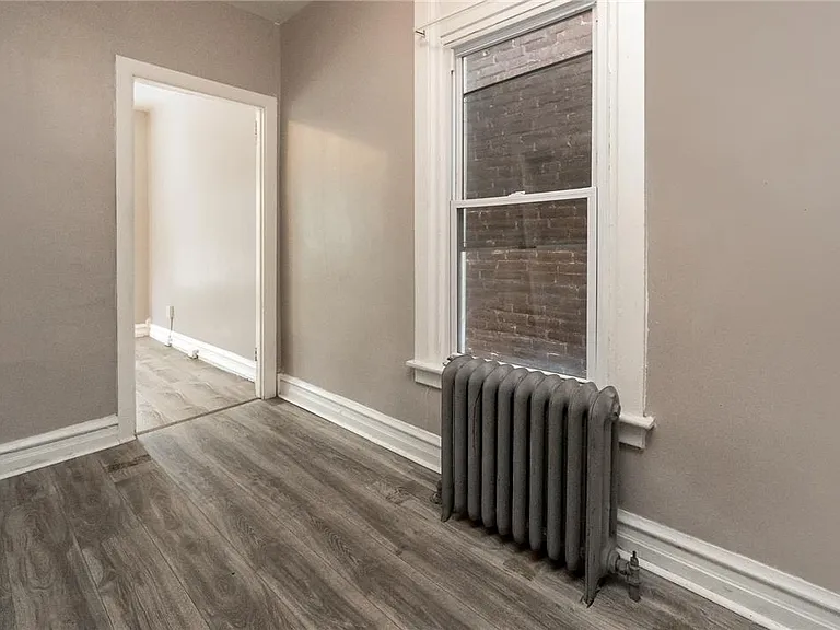 421 N 6th St #2 — Photo 19