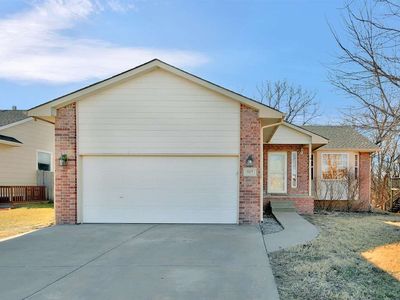 517 E Minneha Ave, Andover, KS, 67002