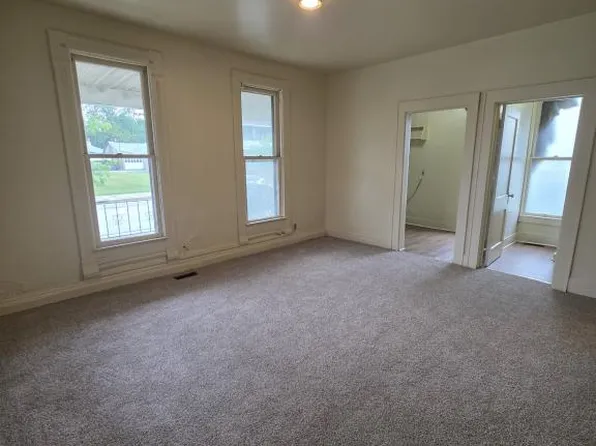125 W Markland Ave APT 1, Kokomo, IN 46901