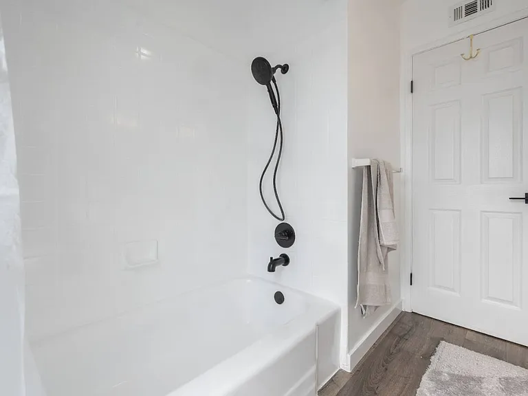 6831 Wexford Pl — Photo 25