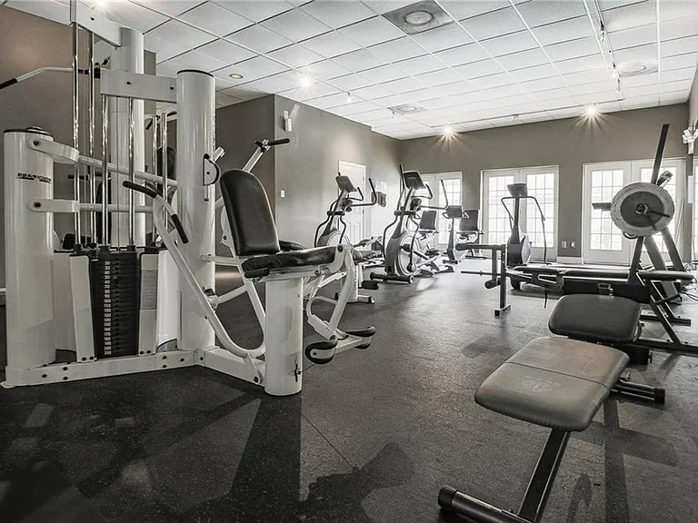 6980 Roswell Rd #B6 — Photo 28