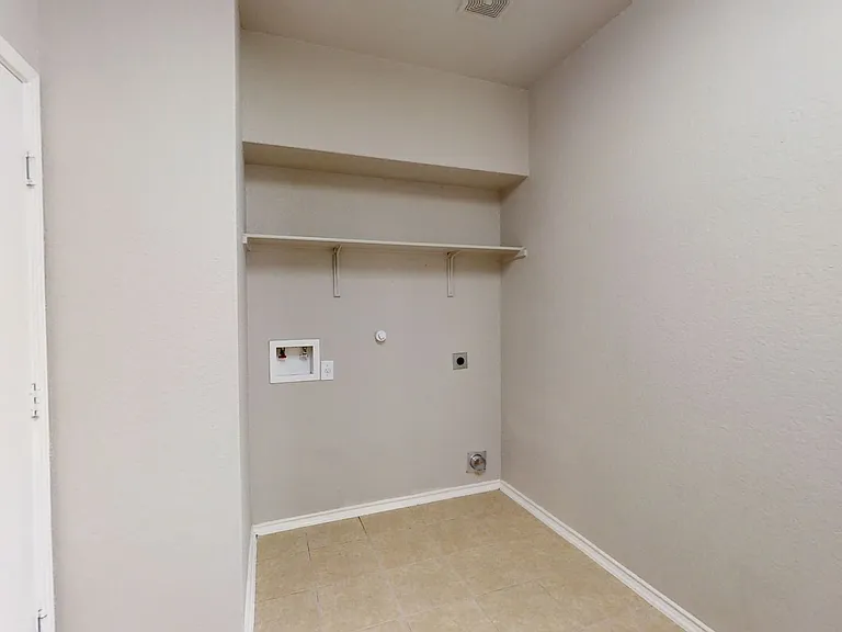 12230 Medina Ml — Photo 17
