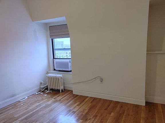 5th image of 115 Montague St APT 8D