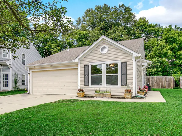 4447 Connaught Dr E, Plainfield, IN 46168