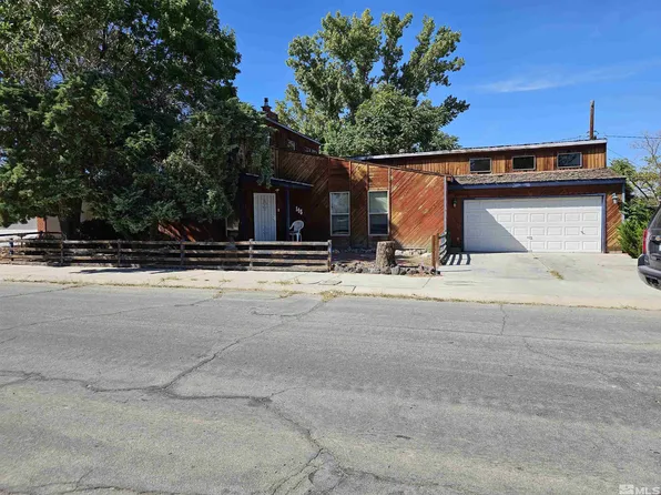 145 Mount Grant Ave, Hawthorne, NV 89415