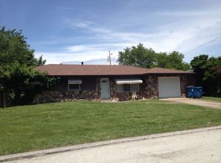 11 Victoria Dr, Granite City, IL 62040