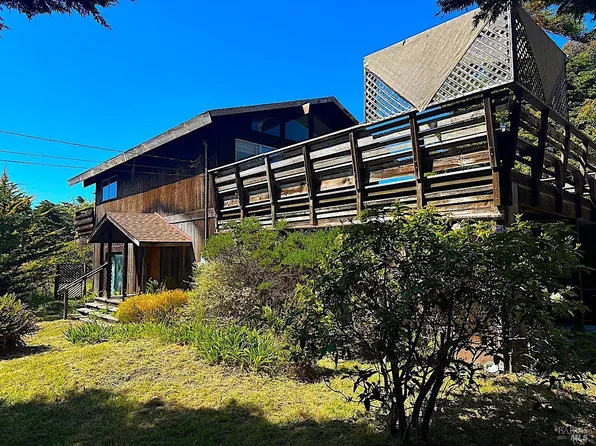 24861 Ward Avenue, Fort Bragg, CA 95437