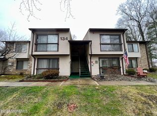 134 Amberly Dr UNIT G, Manalapan, NJ 07726